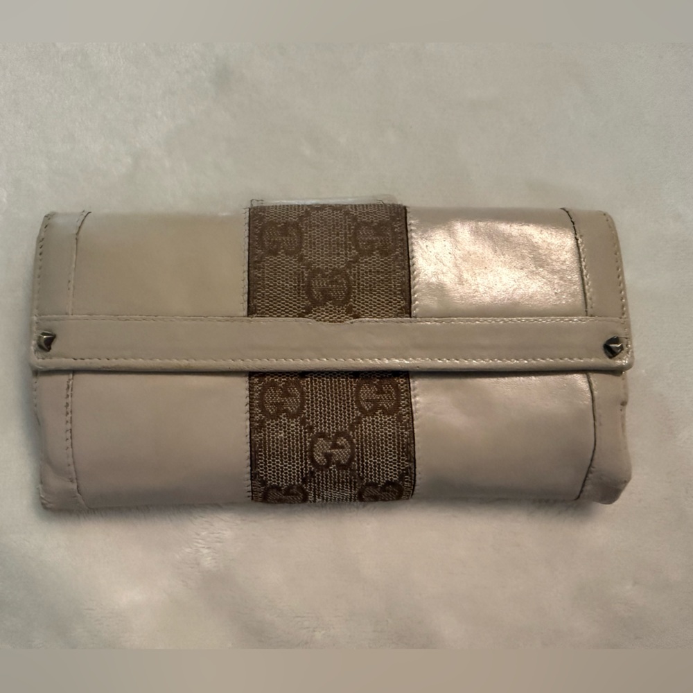 GUCCI Beige GG Monogram Leather Bifold Long Wallet Purse Accessories Italy